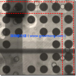 BGA錫球尺寸小于0.4mm，采用降低BGA內(nèi)圍襲球的錫膏量所得到X-Ray，稍微留意一下可以發(fā)現(xiàn)最外圈的錫量(圓的直徑)比其他內(nèi)圍的錫球上的錫量來得多一點(diǎn)點(diǎn)。也就是外圈的黑色圓形直徑比內(nèi)圈的圓形來得大一點(diǎn)點(diǎn)。